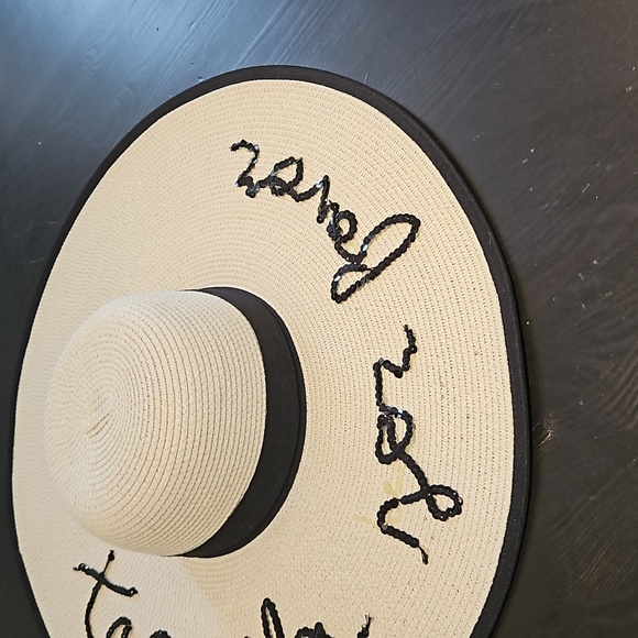 Ladies wide brim straw hat - Picture 4 of 6